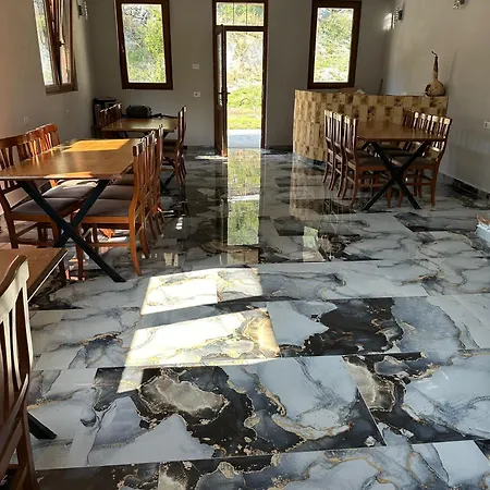 بيت ضيافة Kukaj